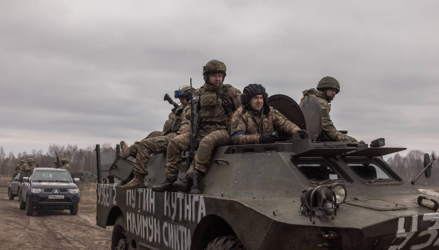 Meet the civilian volunteers in Canada buying armored vehicles and sending them to Ukraine.